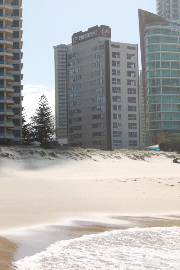 President Holiday Apartments - Absolute Beachfront Gold Coast Exterior foto